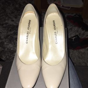 Charles Jourdan tan heels
